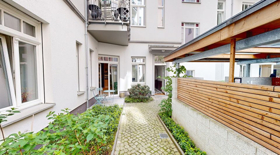 Edle Maisonette Wohnung über 3 Stockwerke mit Garten & Terrasse - nur 120 m bis zum Kurfürstendamm in Berlin