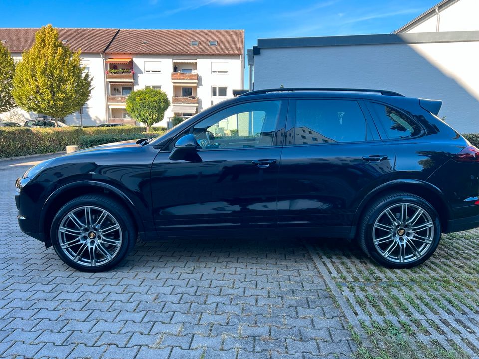 Porsche Cayenne APPROVED-GARANTIE und NEUER MOTOR in Gersthofen