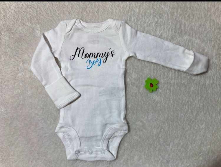 Handmade Body´s/Set Newborn Gr. 50/56 (Bodys mit Plott oder Sets) in Hofheim am Taunus