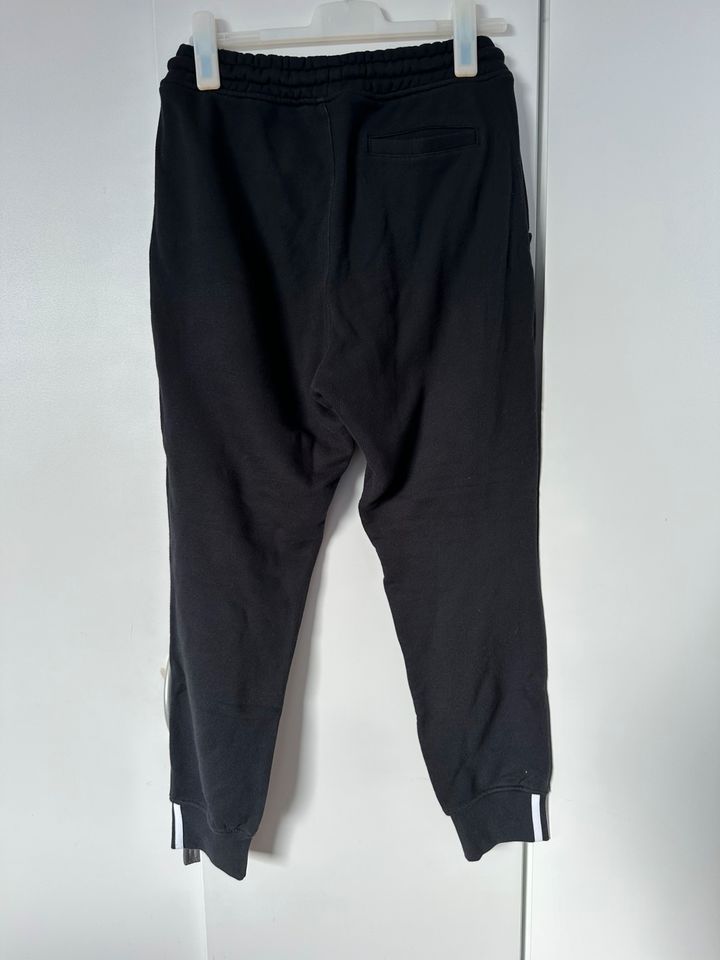 Adidas Jogginghose in Wuppertal