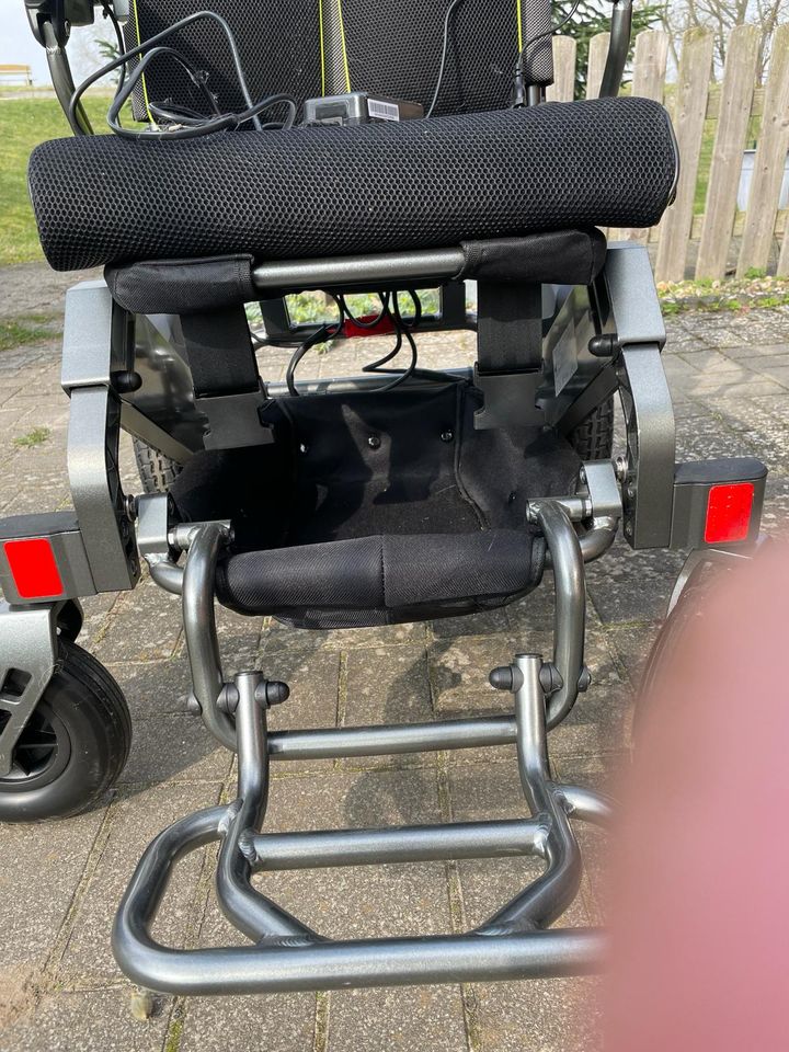 Elektro Rollstuhl in Höhbeck