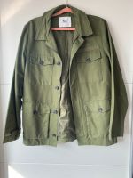 Find Jacke Sakko gr. S Neu grün (Khaki) Niedersachsen - Delmenhorst Vorschau