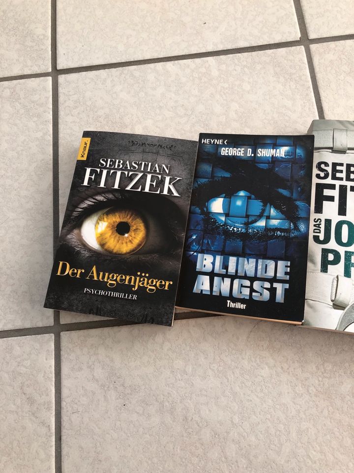 Verschiedene Bücher in Herzogenrath