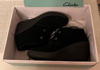 Clarks Keilabsatz Stiefelette Gr.38 Absatz 8cm.Schwarz. Hessen - Darmstadt Vorschau