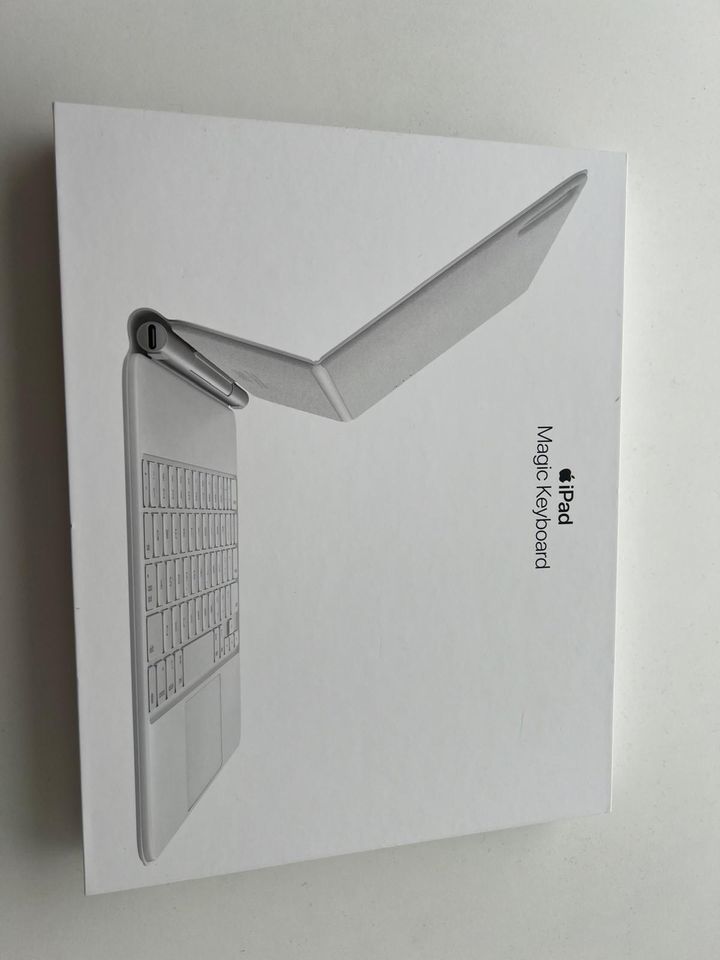 Apple IPad Magic Keyboard in Konstanz