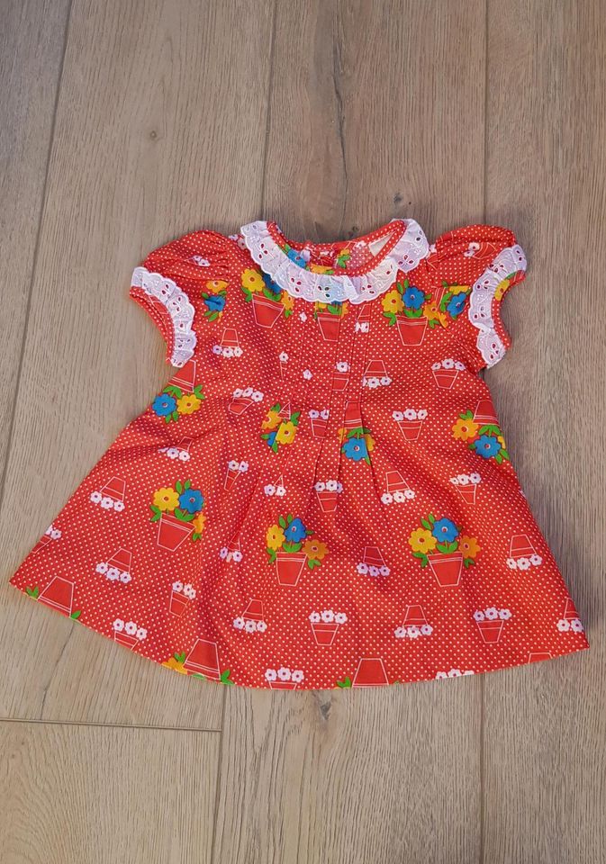 Baby Kleid Größe 80 in Satteldorf