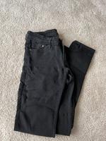 S 36 schwarze Hose Stoffhose 28 32 Bayern - Wallersdorf Vorschau