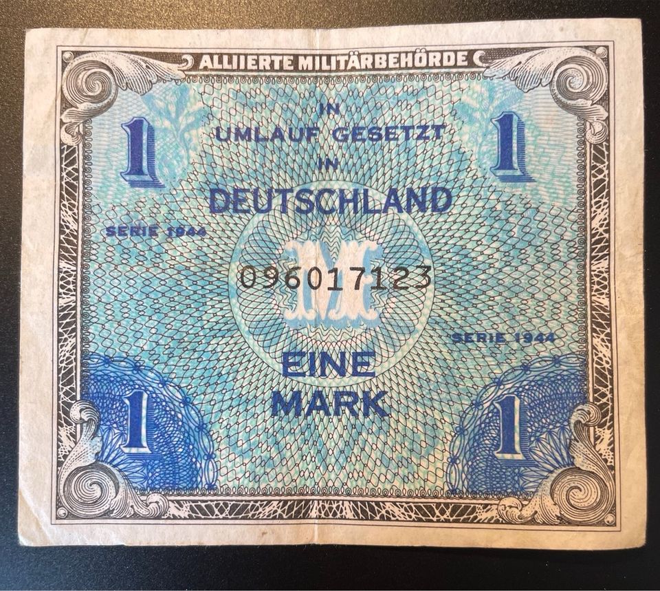Geldschein 1 Mark Serie 1944 in Illertissen