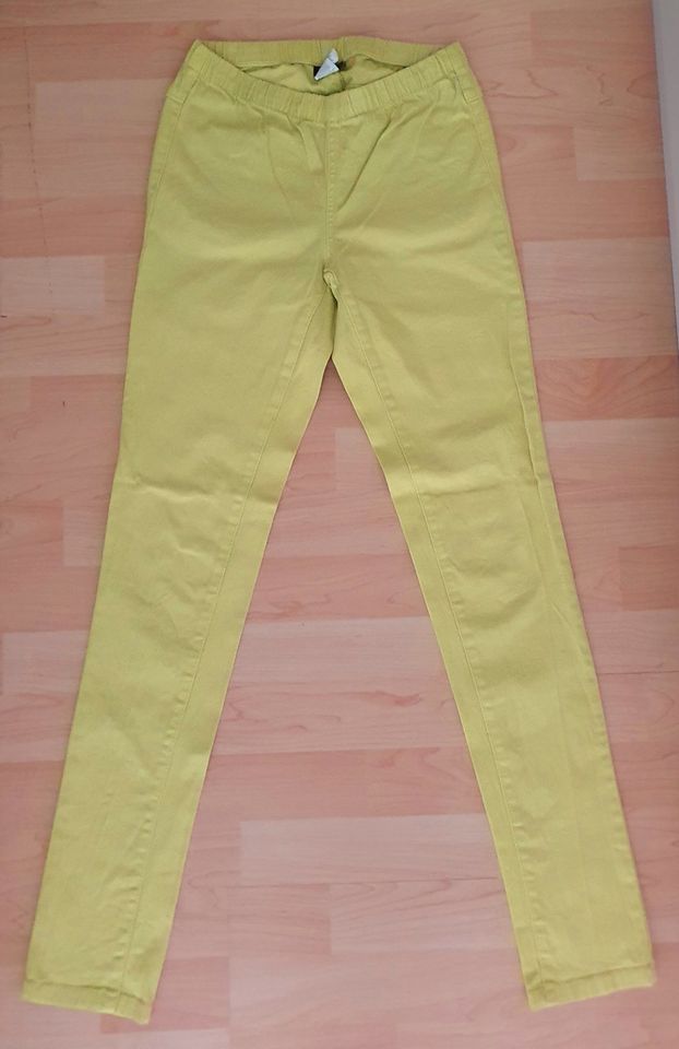 Vero Moda Pieces Stoffhose Jeans Gummizug gelb neon in Dossenheim