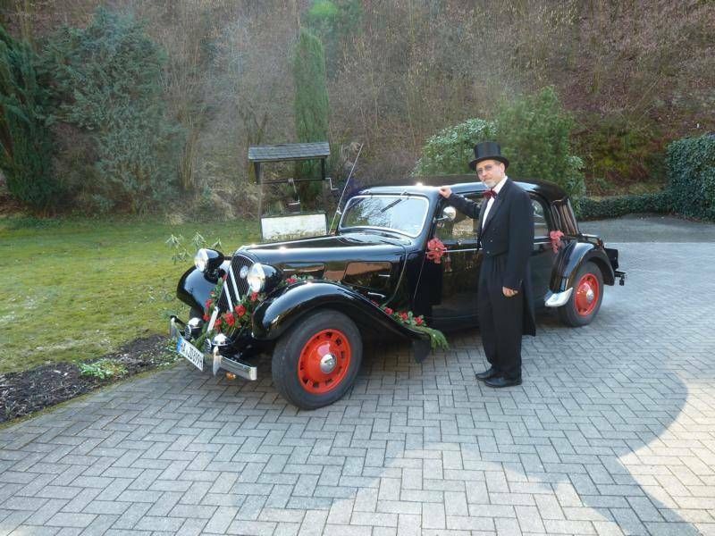 Oldtimer „Amelie“ mit Chauffeur - Das Hochzeitsauto Citroen 11CV in Hagen