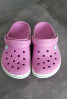 ☆Crocs Sandalen Hausschuhe J3 Gr. 34/35 wie NEU☆ Bayern - Helmbrechts Vorschau