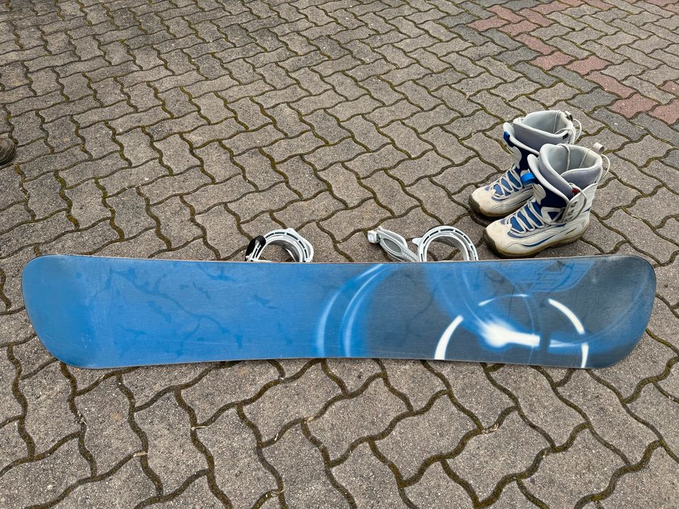 F2 Glide Snowboard inkl. Schuhe in Thallichtenberg