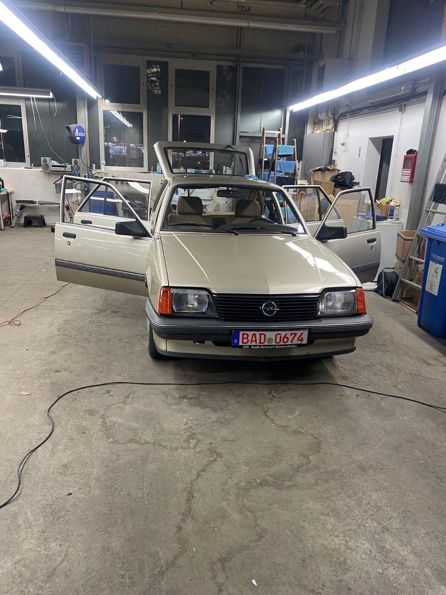 Abbildung des Autos Opel Ascona