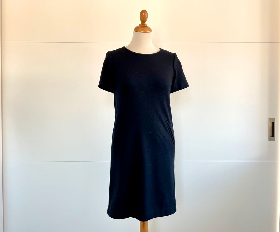 MarcCain Etui-Kleid dunkelblau Wolle XS in Stuttgart