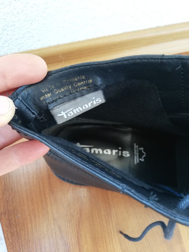 Schnürschuhe Stiefelette Tamaris Leder schwarz Größe 39 neu in Berlin