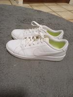 Nike schuhe G 40 Stuttgart - Bad Cannstatt Vorschau