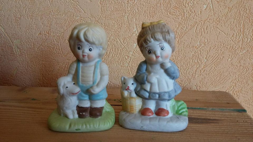 Antike Deko Figuren  * Mädchen und Junge  mit Katze und Schaf in Titisee-Neustadt