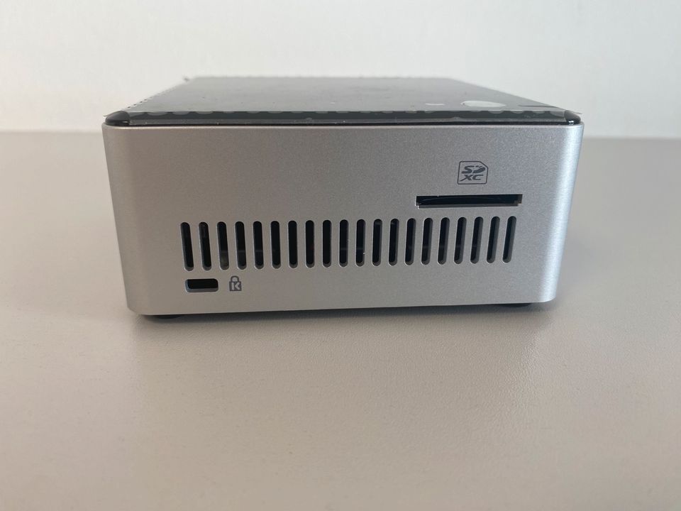 Intel NUC5CPYH in Bielefeld