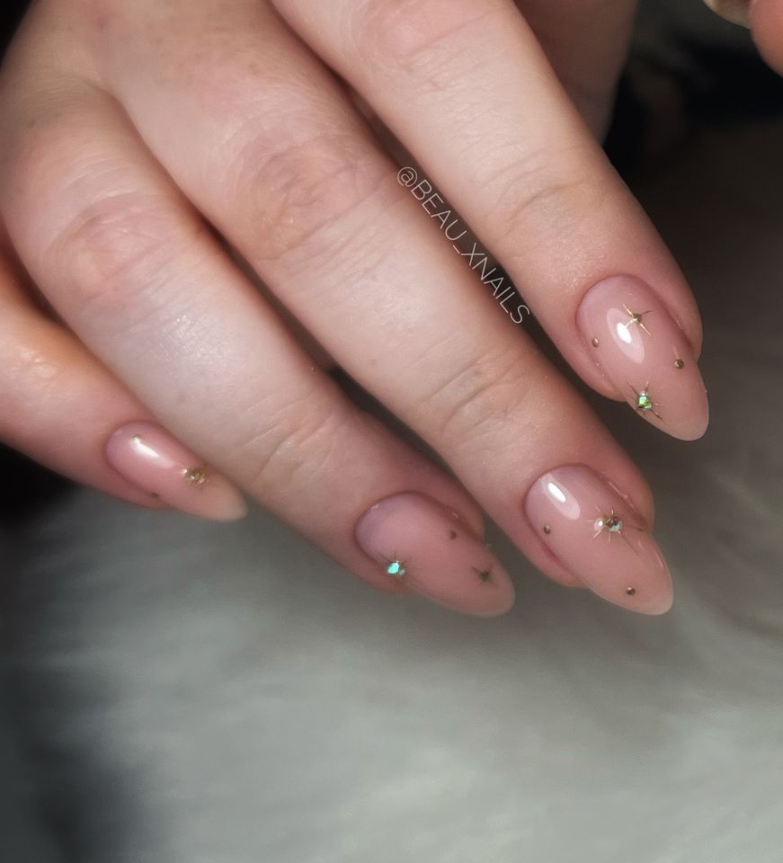 Basic Nageldesign Schulung - Nagelstudio in Barsinghausen