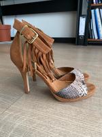 Absatzschuhe, Sandalen, Tamaris 37, neuwertiger Zustand Niedersachsen - Isernhagen Vorschau