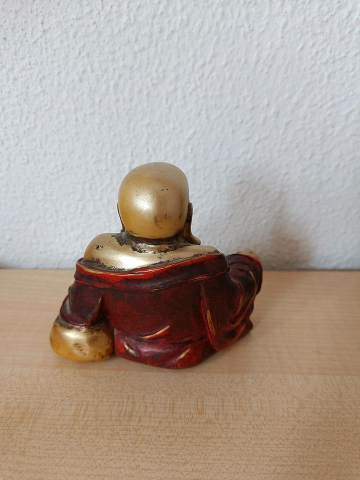 Kleiner Buddha gold rot in Ibbenbüren