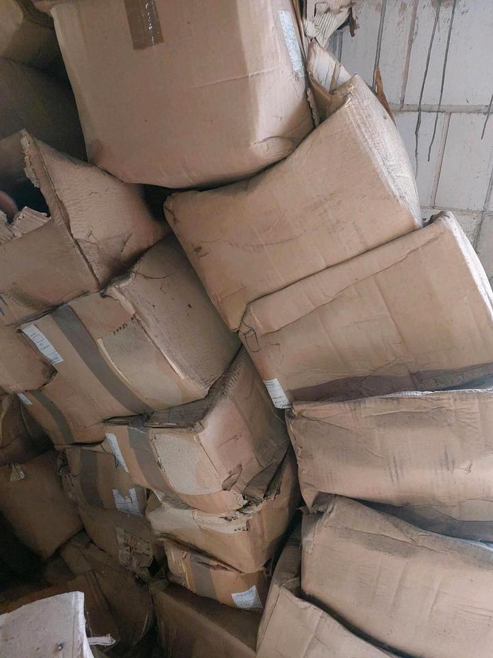 Schuhsohlen Gummi Gitterbox Schuhmacherbedarf Schuster Abfall in Creußen