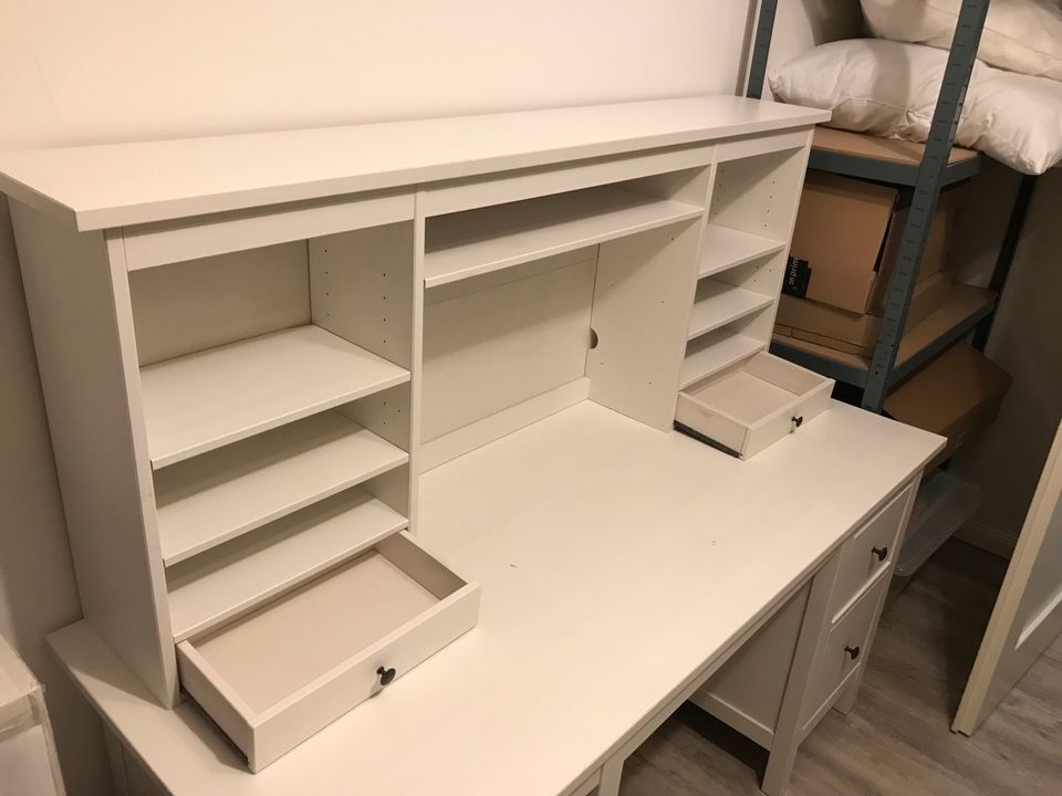 IKEA Hemnes Schreibtisch mit Aufsatz in Hamburg