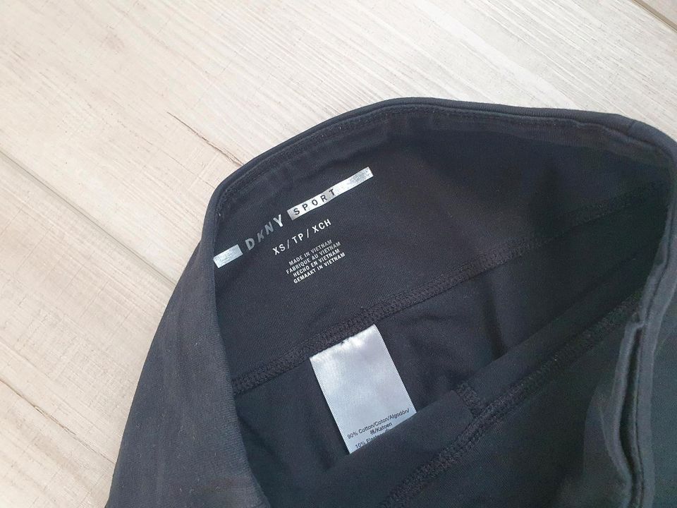 Damen Mädchen Radler Hose Leggings Größe XS DKNY Sport in Schöneck