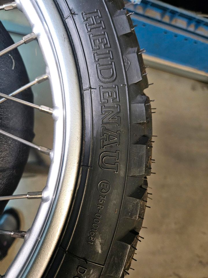 Honda xl50 Felge Rad Reifen in Lage