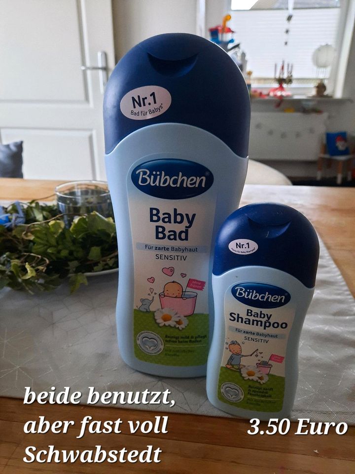 Fast volle Flaschen Bübchen Baby Bad und Shampoo in Schwabstedt