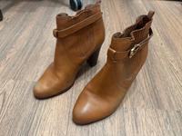 Massimo Dutti Stiefelletten Gr. 41, Leder Hamburg-Nord - Hamburg Barmbek Vorschau