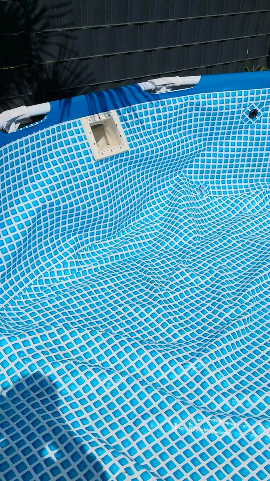 Pool 305 x 76 cm intex Metal Frame aufstellpool in Bedburg