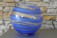 KUGELVASE - Glas mit blauen Spiralen Niedersachsen - Vechelde Vorschau