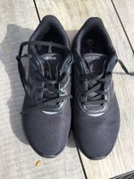 Sneaker von Adidas schwarz Größe 9 1/2 Berlin - Spandau Vorschau