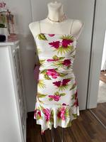 Sommerkleid / Minikleid / Kleid mit floralem Muster Hessen - Nidderau Vorschau