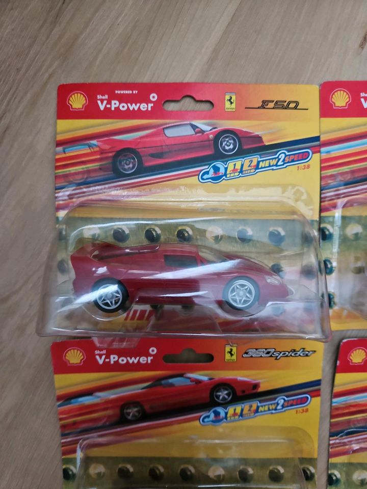 Ferrari Modellautos Shell V-Power, Stück  5€ in Seukendorf