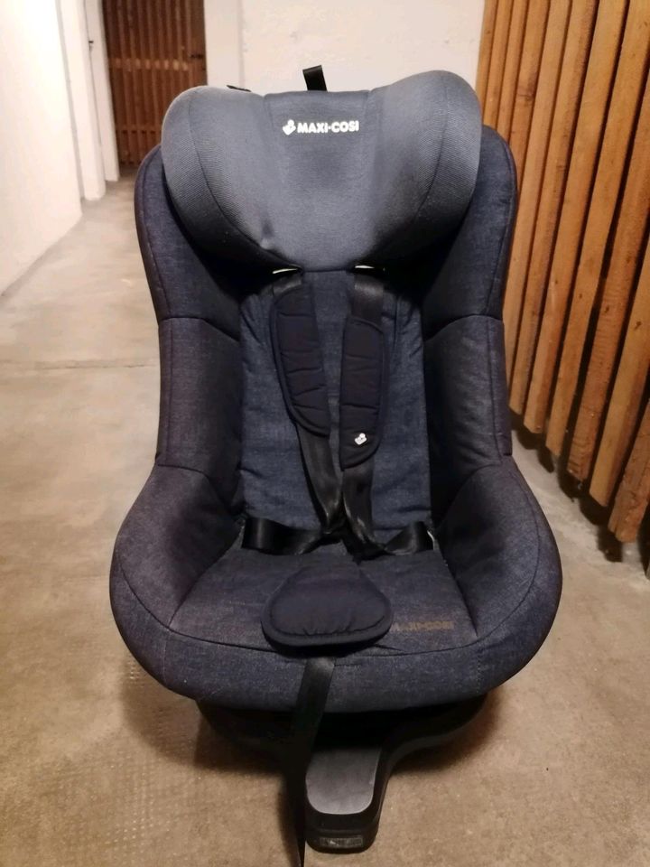 Maxi Cosi Tobifix mit Isofix 9-18 kg Kindersitz Autositz blau in München