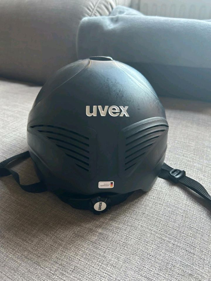 Uvex exxential Kinder Reithelm Gr. S-M (55-57cm) in Güster