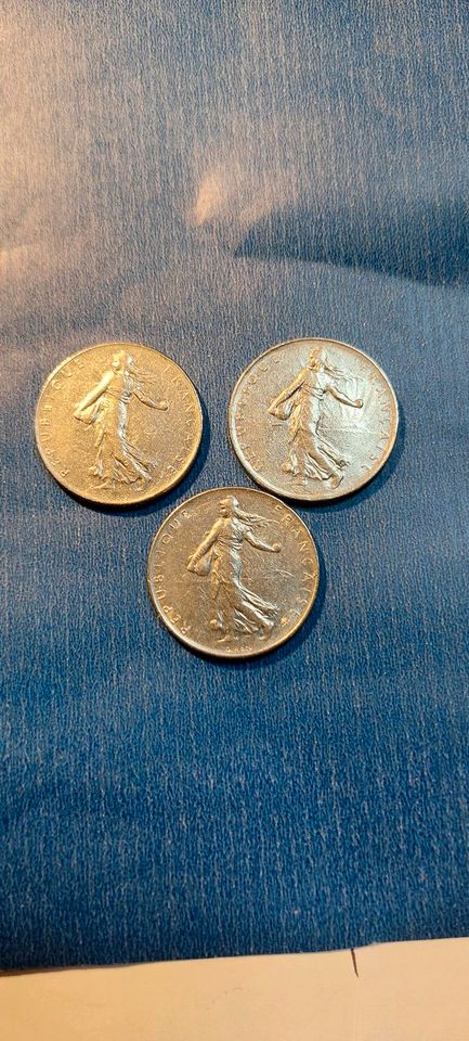 Frankreich 3 gut erhaltene 1 Franc Münzen in Alsbach-Hähnlein