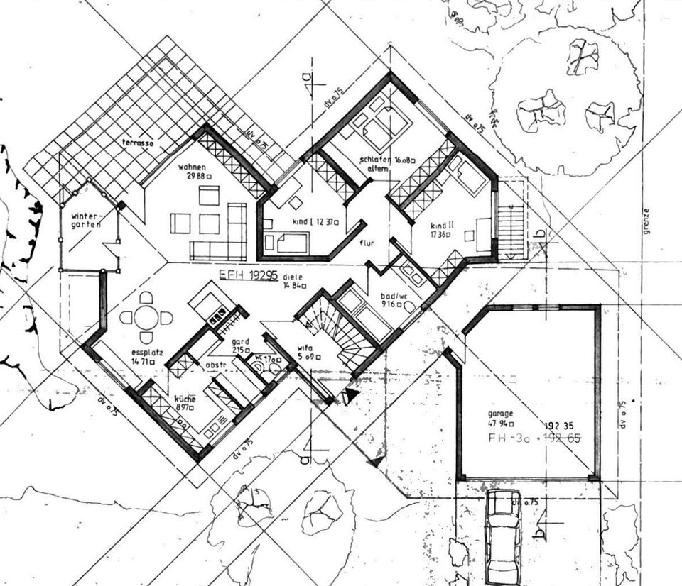 Attraktives 1-2 Familienhaus mit großem Garten und einer Doppelgarage zu verkaufen... in Bad Friedrichshall