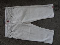 Esprit Capri Shorts, Jeans, Gr. 29 (38), weiß, neuwertig Baden-Württemberg - Wolfschlugen Vorschau
