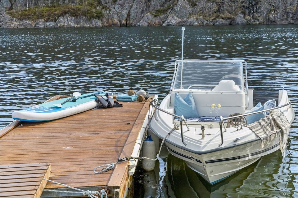 Ferienhaus direkt am Meer in Norwegen >> mit Bootshaus und Steg in Bernau