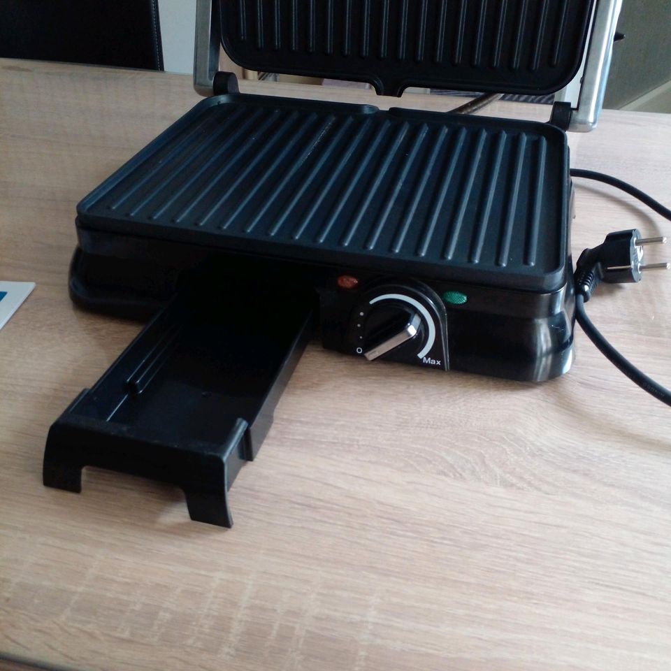 Kontakt Grill ( Panini Maker ) in Groß Börnecke