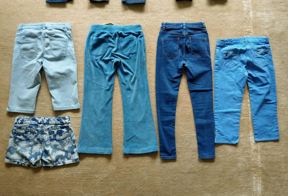 Hose Jeans Jeggins Shorts Mini Boden H&M 9Y 134 in Köln