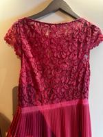 Kleid Abendkleid Hochzeitsgast pink spitze Gr.40 Bayern - Ergolding Vorschau