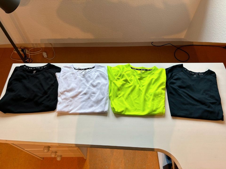 4 x H&M Sport Jungs T - Shirts 170 blau weiß schwarz gelb in Frankfurt am Main