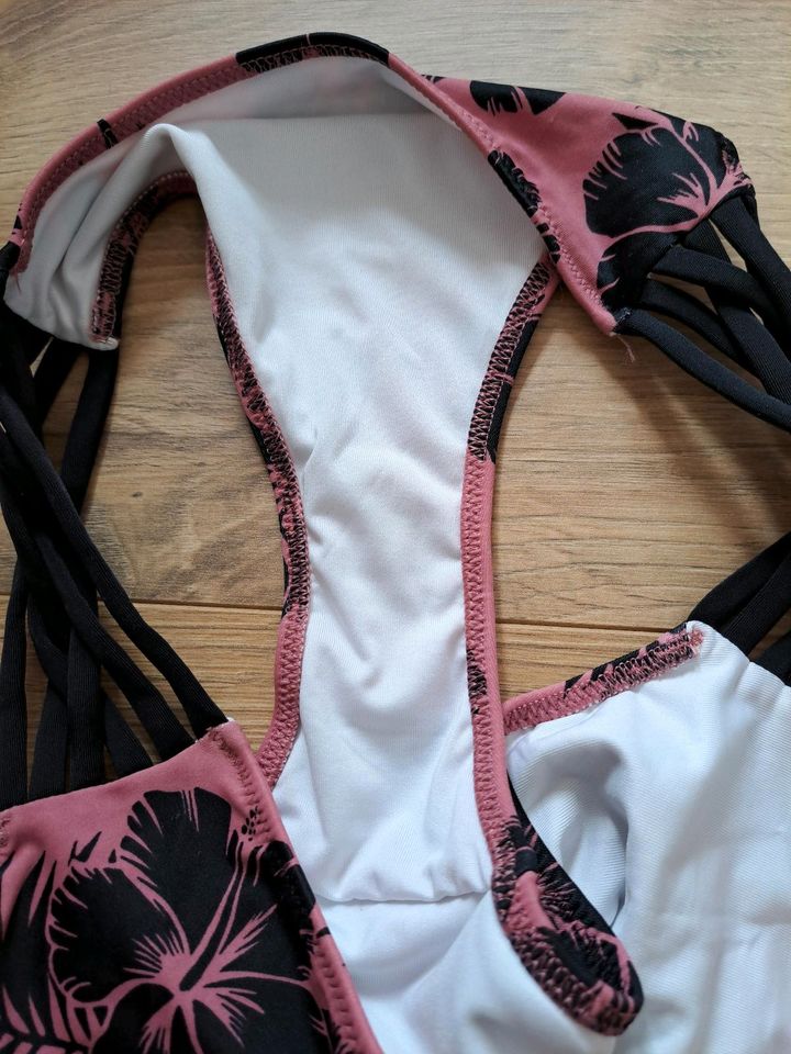 Victoria's Secret Pink Bikini Hose Größe S Blumen in Landau in der Pfalz