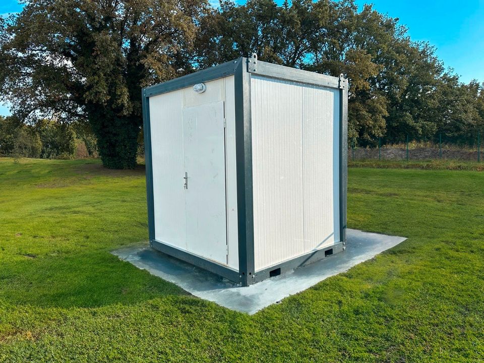 **Sanitärcontainer | WC Container | Toilettencontainer | Mobile Sanitäranlage | 2,10m x 2,40m** in Freudenstadt