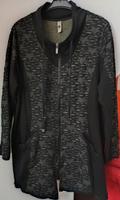 Jacke in Schwarz. Neu Nordrhein-Westfalen - Soest Vorschau