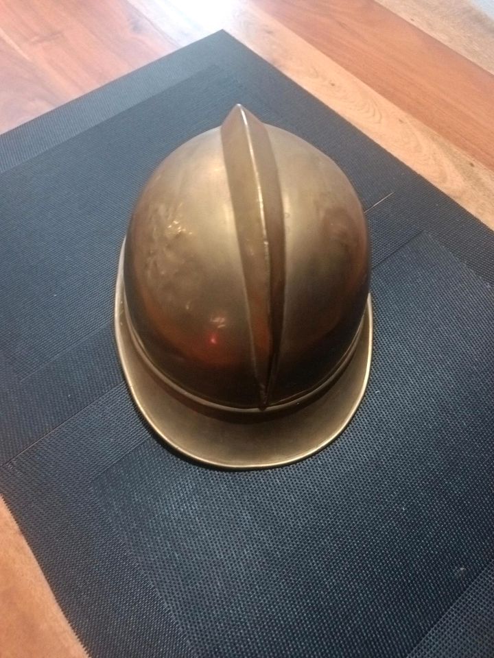 Kupfer Messing Helm Freuerwehr in Sulzbach a. Main